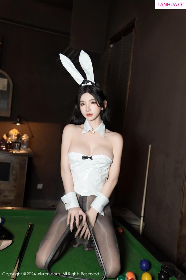 周于希dummy  [XiuRen]高清写真图 2024.03.29 No.8318 周于希Sally 性感兔女郎第73张图片